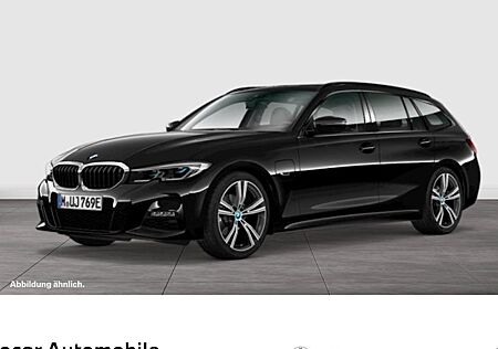 BMW 3er 330e xDrive Touring M Sport A. 5 Türen