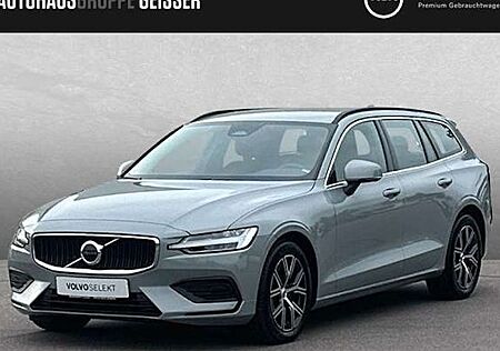 Volvo V60 B3 DCT Core 5 Türen