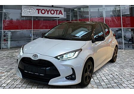 Toyota Yaris 1.5-l-VVT-i Hybrid 116 CVT Black & White 5 Türen
