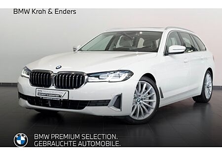 BMW 5er 540d xDrive Touring A 5 Türen