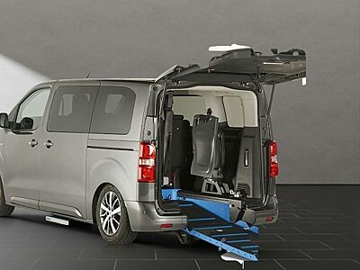 Toyota Pro Ace 2,2-l-D-4D 132kW L1 Active Mobil Autom 5 Türen