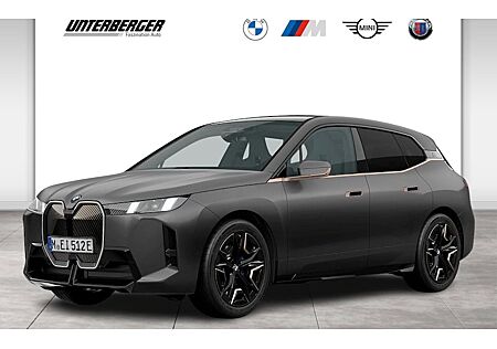 BMW iX xDrive60 5 Türen