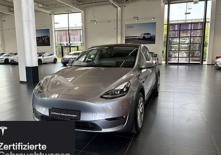 Tesla Model Y Long Range Dual Motor AWD 5 Türen