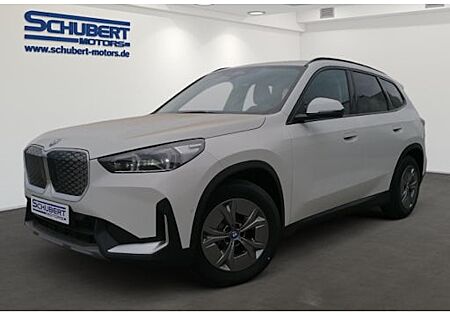 BMW iX1 xDrive30 5 Türen