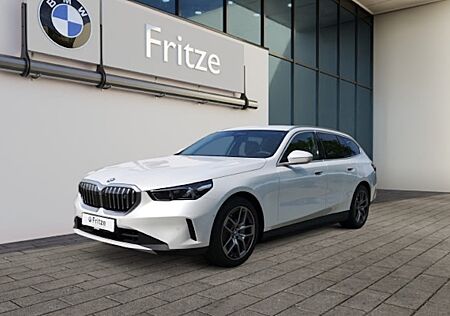 BMW i5 eDrive40 Touring 5 Türen