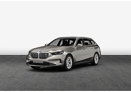 BMW i5 eDrive40 Touring 5 Türen