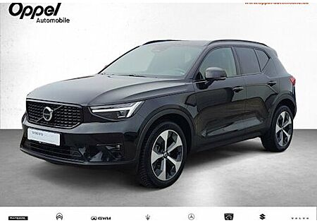 Volvo XC 40 B4 Ultra Dark DCT 5 Türen
