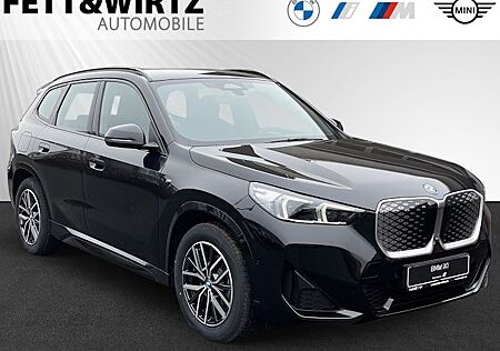 BMW iX1 eDrive20 5 Türen