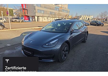 Tesla Model 3 Hinterradantrieb RWD Long Range 4 Türen