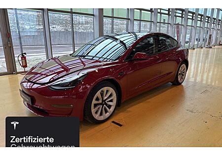 Tesla Model 3 Hinterradantrieb RWD Long Range 4 Türen