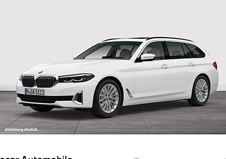 BMW 5er 520d xDrive Touring A 5 Türen