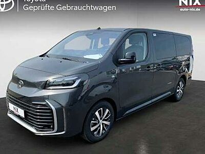Toyota Pro Ace 2,2-l-D-4D 132kW L2 Teamplayer Auto 5 Türen