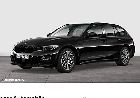 BMW 3er 330e xDrive Touring M Sport A. 5 Türen
