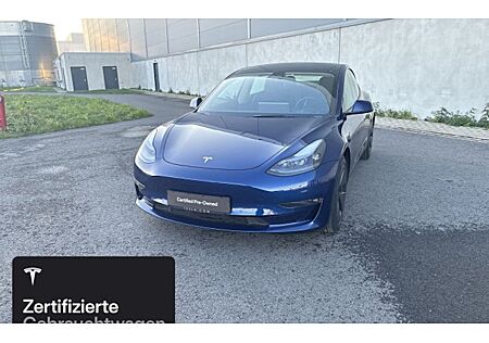 Tesla Model 3 Hinterradantrieb RWD Long Range 4 Türen
