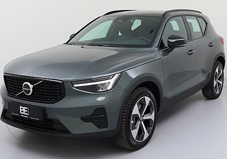 Volvo XC 40 B3 Plus Dark DCT 5 Türen