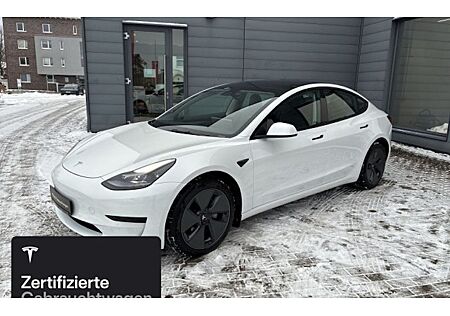 Tesla Model 3 Standard 4 Türen