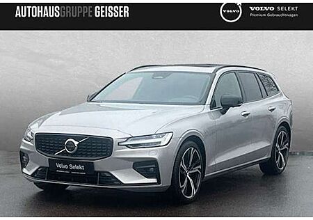 Volvo V60 B4 DCT Plus Dark 5 Türen
