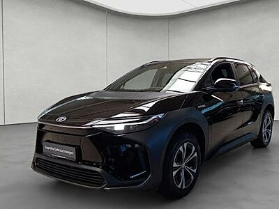 Toyota bZ4X 71,4 kWh 150kW 5 Türen
