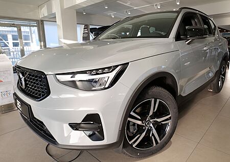 Volvo XC 40 B4 Plus Dark DCT 5 Türen