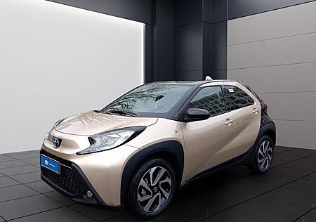 Toyota Aygo (X) Aygo (X) 1.0-l-VVT-i Play S-CVT 5 Türen