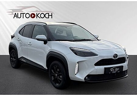 Toyota Yaris Cross 1,5-l-VVT-iE Black & White 5 Türen