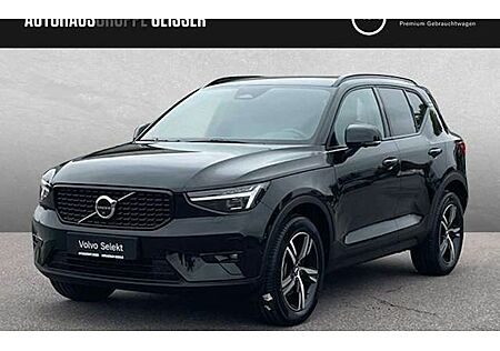 Volvo XC 40 B3 Plus Dark DCT 5 Türen