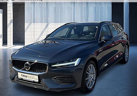 Volvo V60 B4 DCT Core 5 Türen