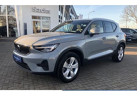Volvo XC 40 B3 Core DCT 5 Türen