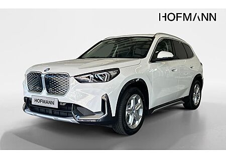 BMW iX1 xDrive30 5 Türen