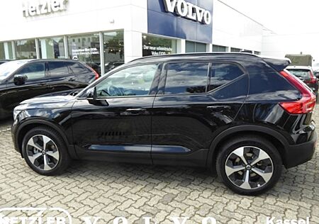 Volvo XC 40 B3 Plus Dark DCT 5 Türen