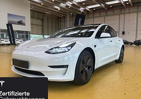 Tesla Model 3 Hinterradantrieb RWD 4 Türen