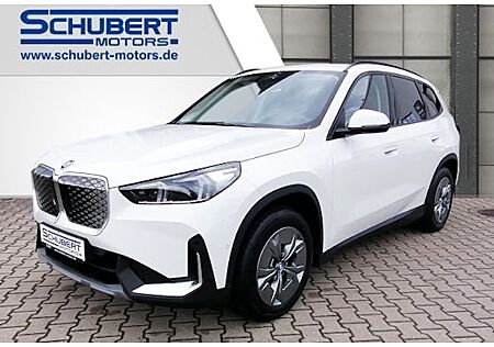 BMW iX1 xDrive30 5 Türen