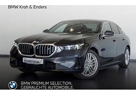 BMW i5 eDrive40 4 Türen