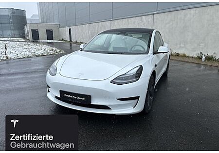 Tesla Model 3 Hinterradantrieb RWD 4 Türen