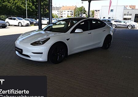 Tesla Model 3 Hinterradantrieb RWD Long Range 4 Türen