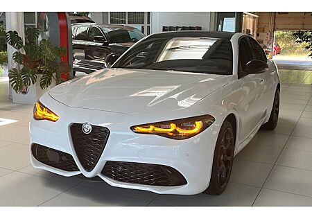 Alfa Romeo Giulia 2.2 Diesel 16V 154kW AT8-Q4 Tributo IT 4 Türen