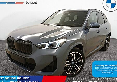 BMW iX1 xDrive30 5 Türen