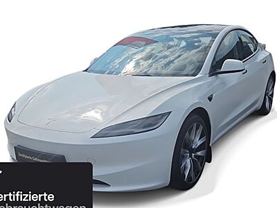 Tesla Model 3 Hinterradantrieb RWD Long Range 4 Türen