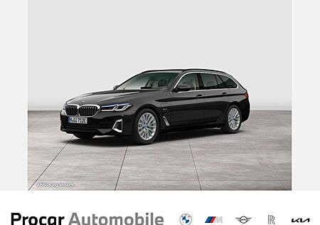 BMW 5er 530e xDrive Touring A 5 Türen