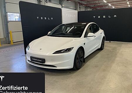 Tesla Model 3 Hinterradantrieb RWD Long Range 4 Türen