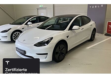 Tesla Model 3 Standard 4 Türen