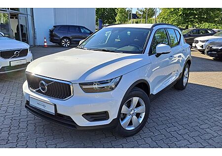 Volvo XC 40 T3 Geartronic Momentum Core 5 Türen