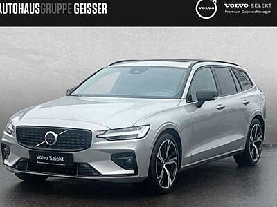 Volvo V60 B4 DCT Plus Dark 5 Türen