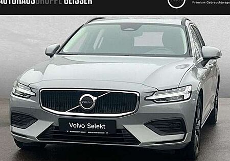 Volvo V60 B4 DCT Core 5 Türen