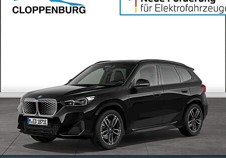 BMW iX1 xDrive30 5 Türen