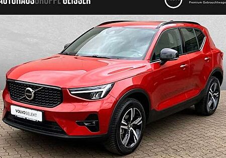 Volvo XC 40 T2 Plus Dark Auto 5 Türen