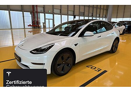 Tesla Model 3 Hinterradantrieb RWD Long Range 4 Türen