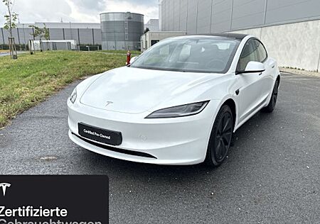 Tesla Model 3 Hinterradantrieb RWD Long Range 4 Türen