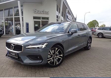 Volvo V60 B3 DCT Core 5 Türen