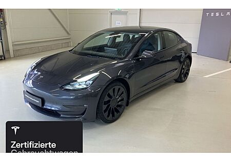 Tesla Model 3 Allradantrieb mit Dualmotor Performance 4 Türen
